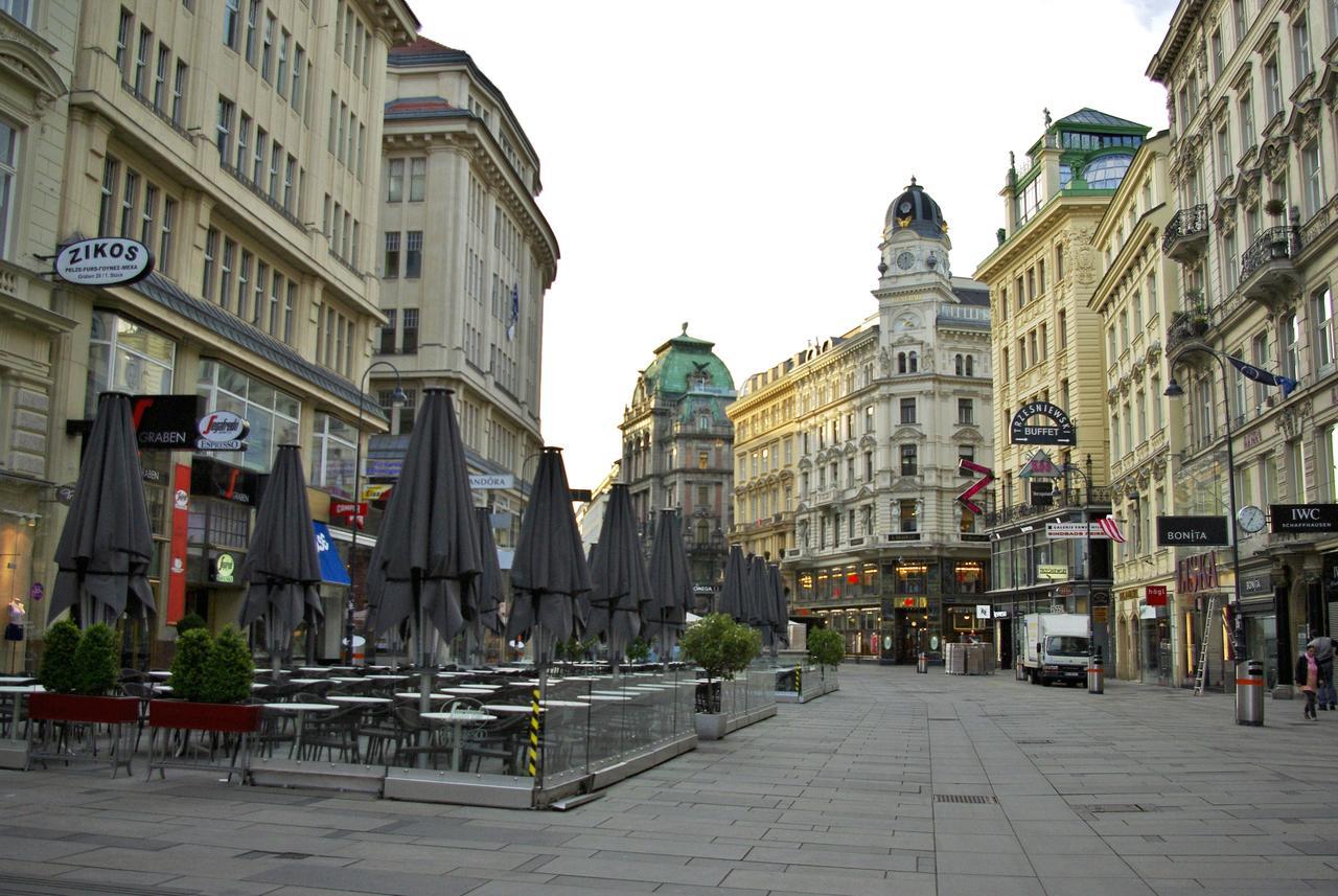 Pension A Und A Hotel Viena Exterior foto